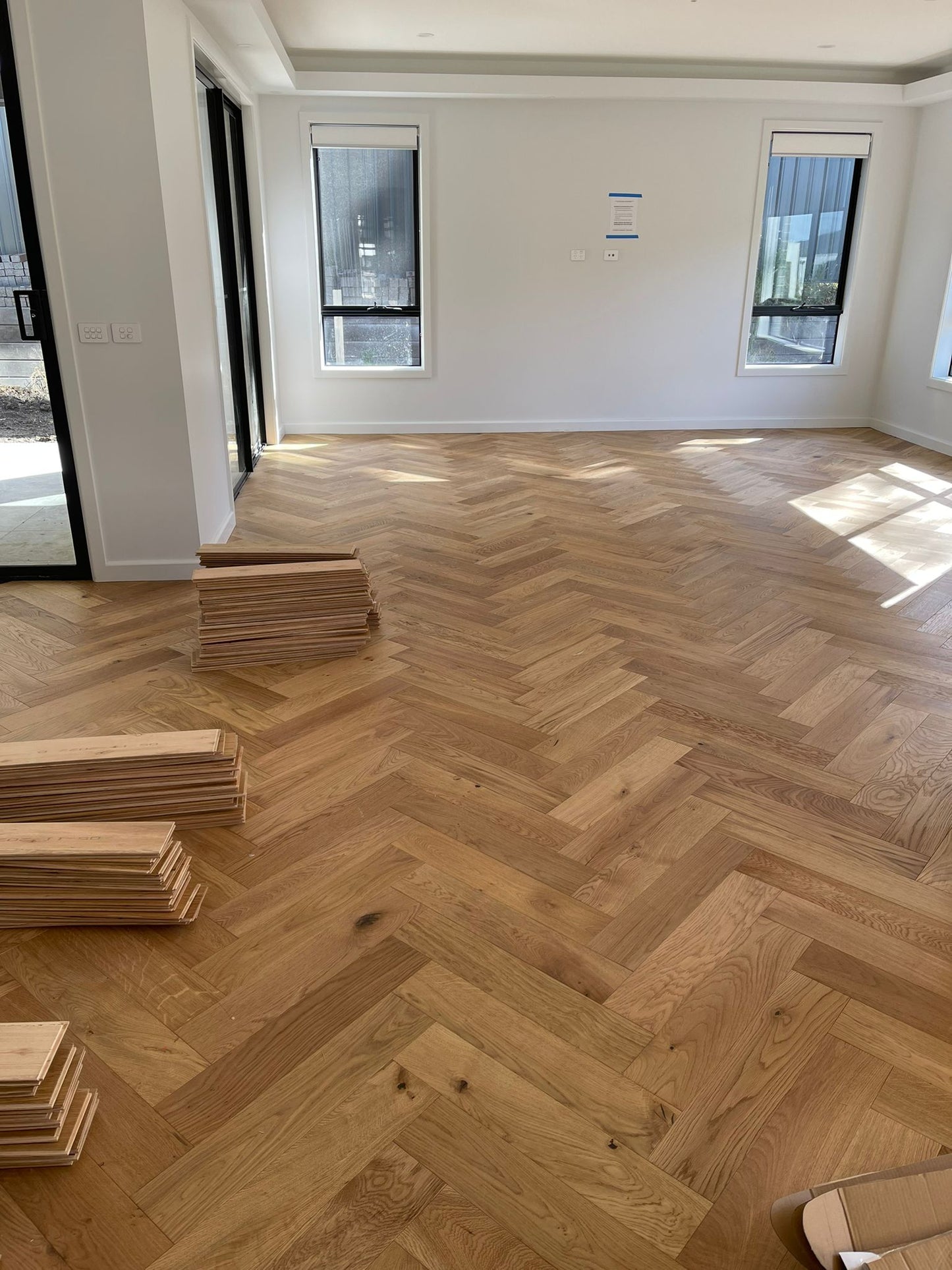 EO1574 Engineered Oak German Klumpp UV Lacquer 8% matt Natural Oak Direct Glue Engineered Herringbone Flooring